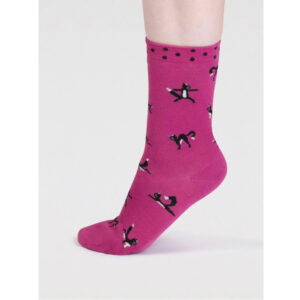 THOUGHT Bambus Socken „Yoga Cats“ pink